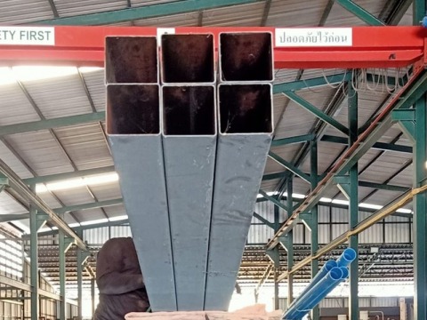 เหล็กกล่อง